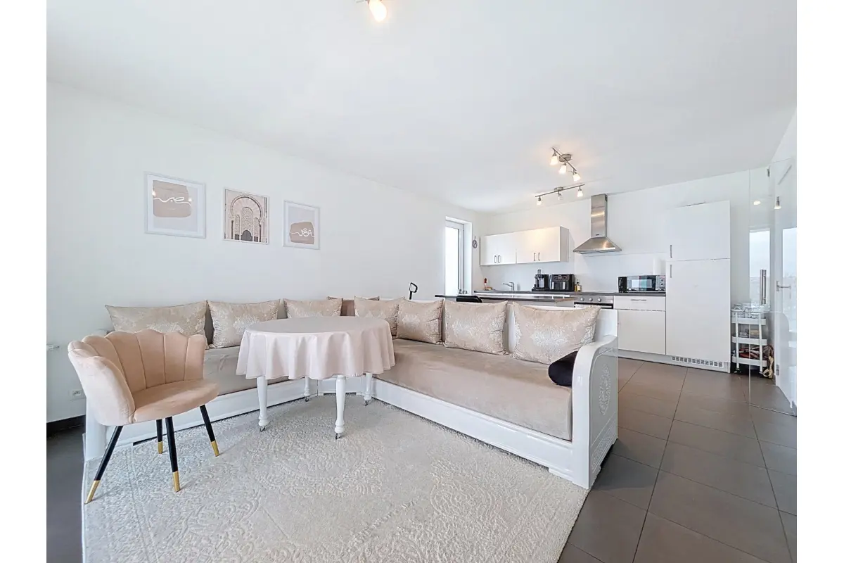 Appartement te  koop in Anderlecht 1070 295000.00€ 2 slaapkamers 88.00m² - Zoekertje 702977