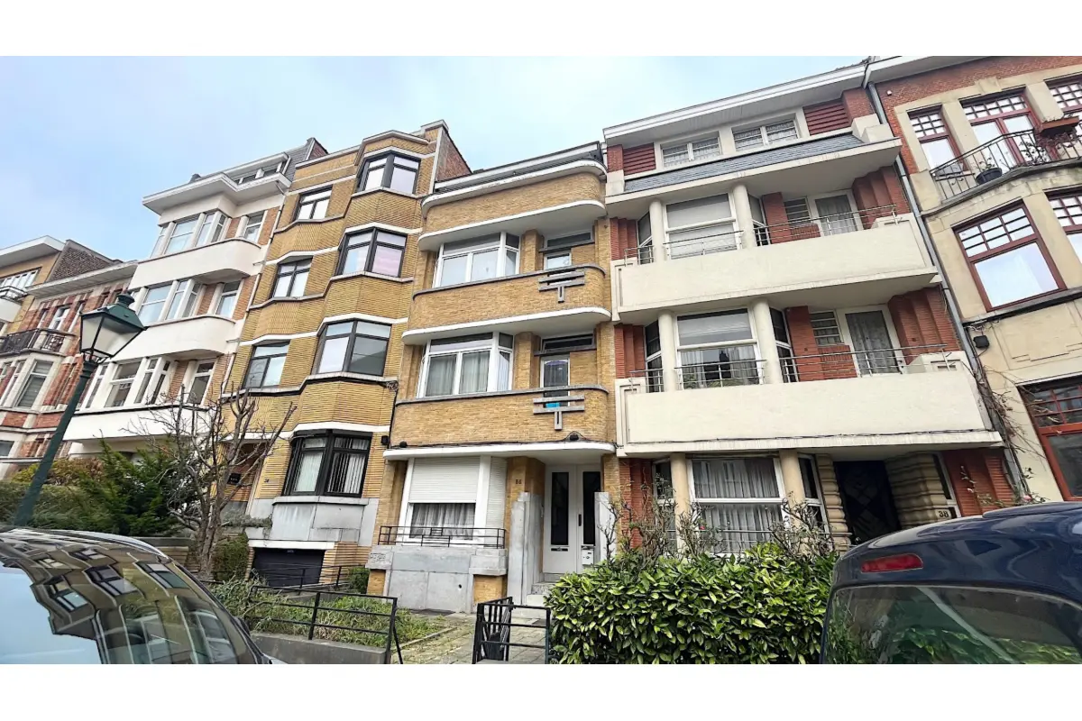 Maison à vendre à Molenbeek-Saint-Jean 1080 600000.00€ 6 chambres 300.00m² - annonce 703093