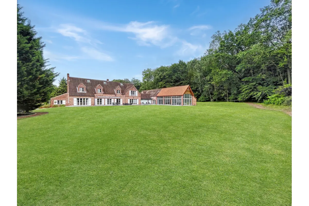 Villa à vendre à Bierges 1301 1690000.00€ 9 chambres 630.00m² - annonce 703191