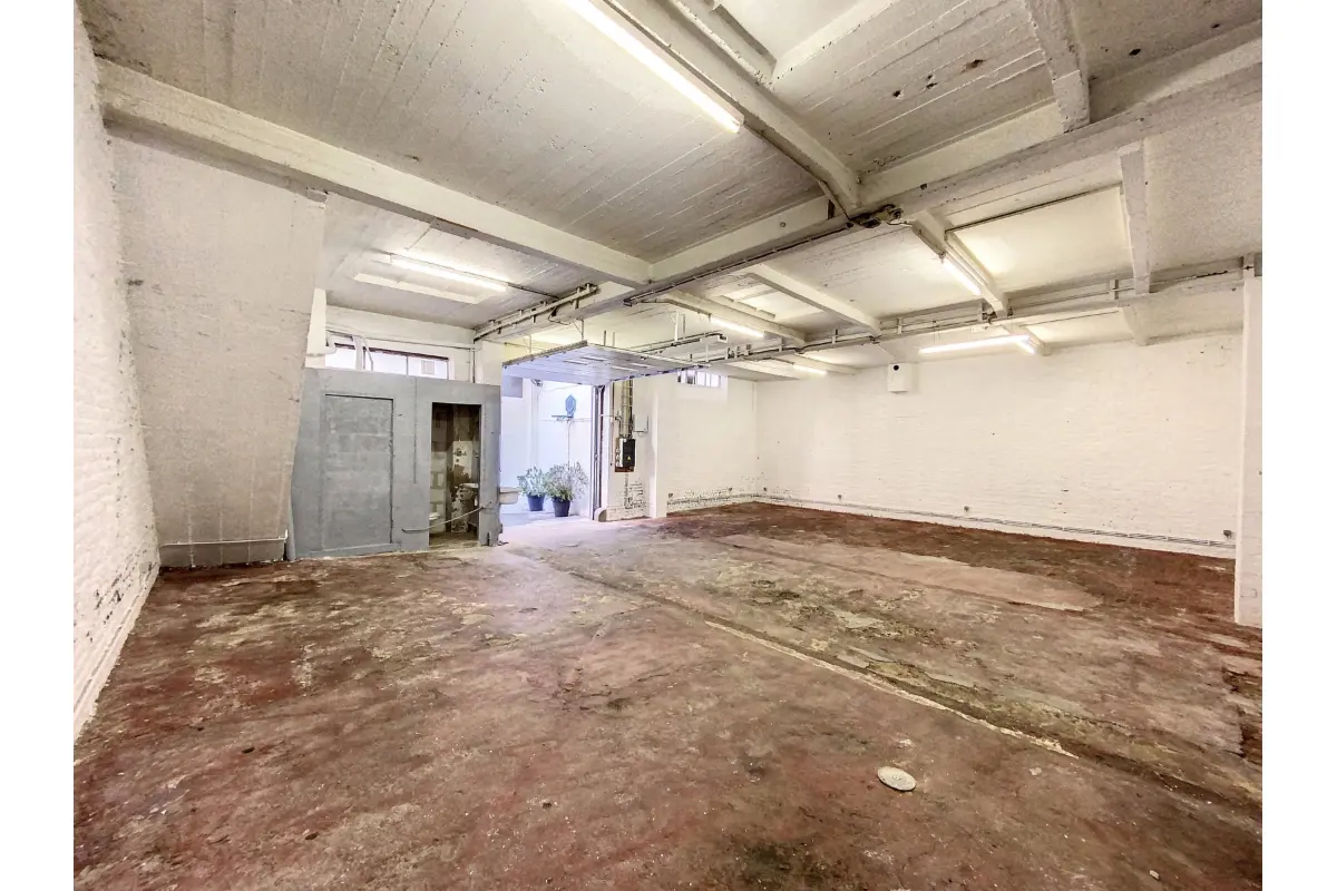 Handelszaak te  huur in Jette 1090 980.00€  slaapkamers 105.29m² - Zoekertje 703354