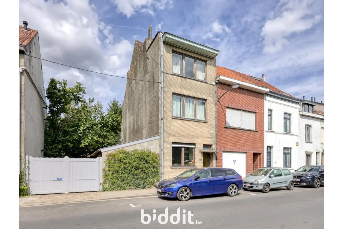 Maison à vendre à Woluwe-Saint-Pierre 1150 255000.00€ 4 chambres m² - annonce 703544