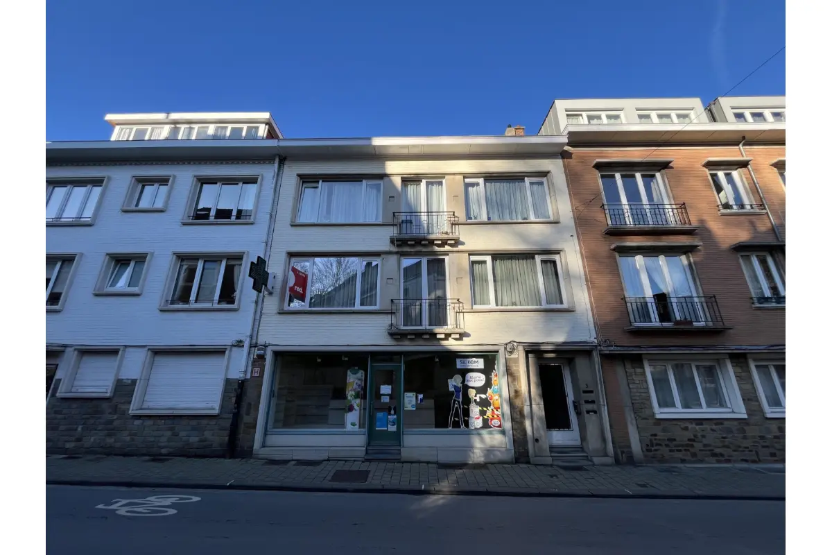 Handelszaak te  huur in Watermaal-Bosvoorde 1170 1150.00€  slaapkamers 65.00m² - Zoekertje 704449