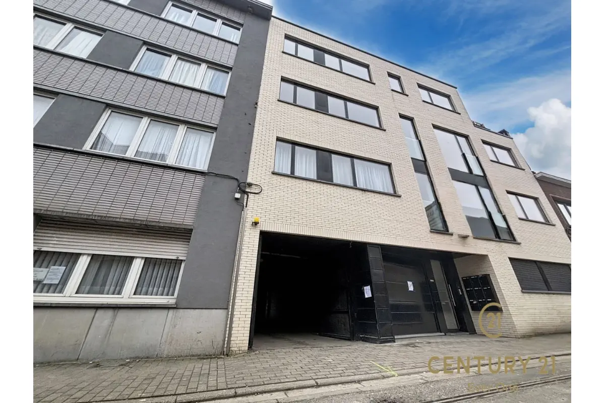 Parking / garage à vendre à Evere 1140 950000.00€  chambres m² - annonce 704520