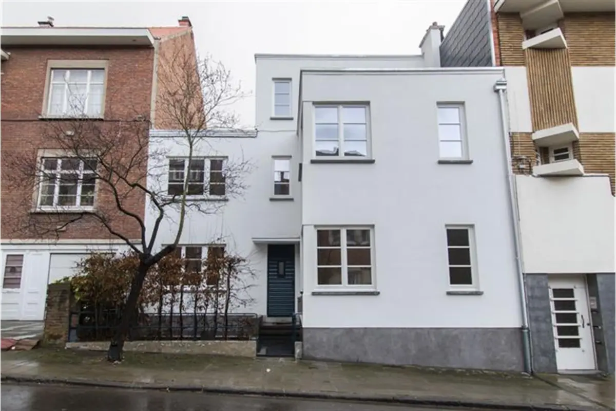 Huis te  huur in Watermaal-Bosvoorde 1170 2300.00€ 4 slaapkamers 206.00m² - Zoekertje 720172