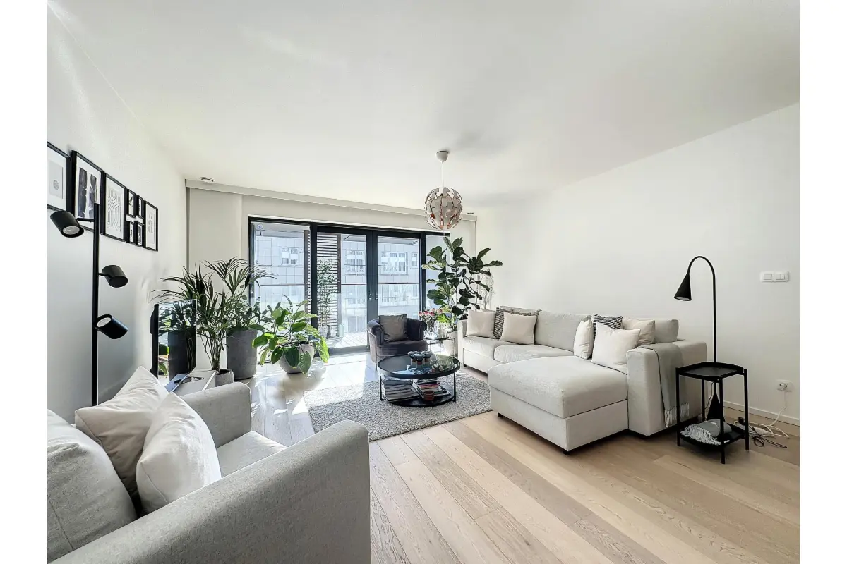 Appartement te  in Elsene 1050 1900.00€ 2 slaapkamers 116.00m² - Zoekertje 704976