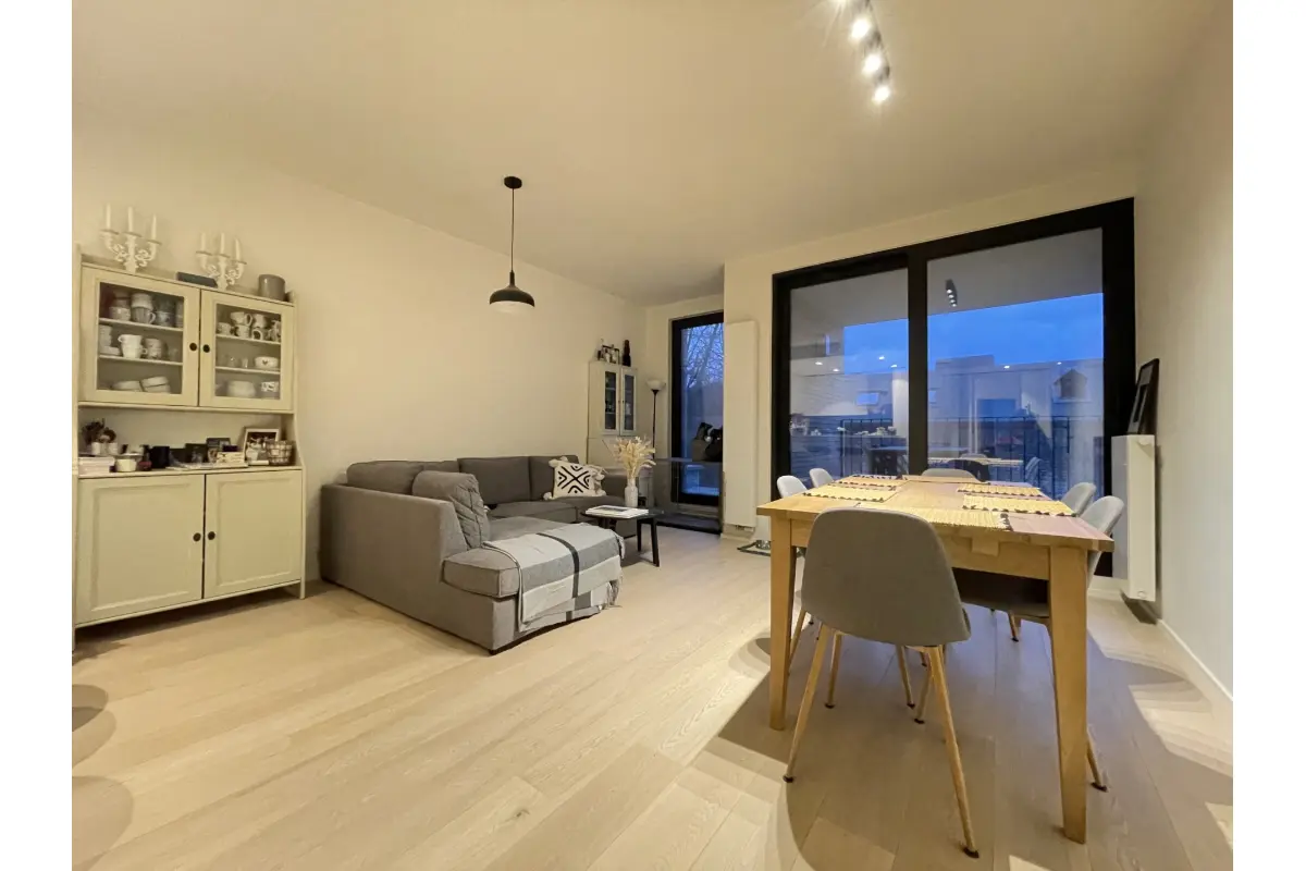 Appartement te  huur in Sint-Pieters-Woluwe 1150 1750.00€ 2 slaapkamers 95.00m² - Zoekertje 705330