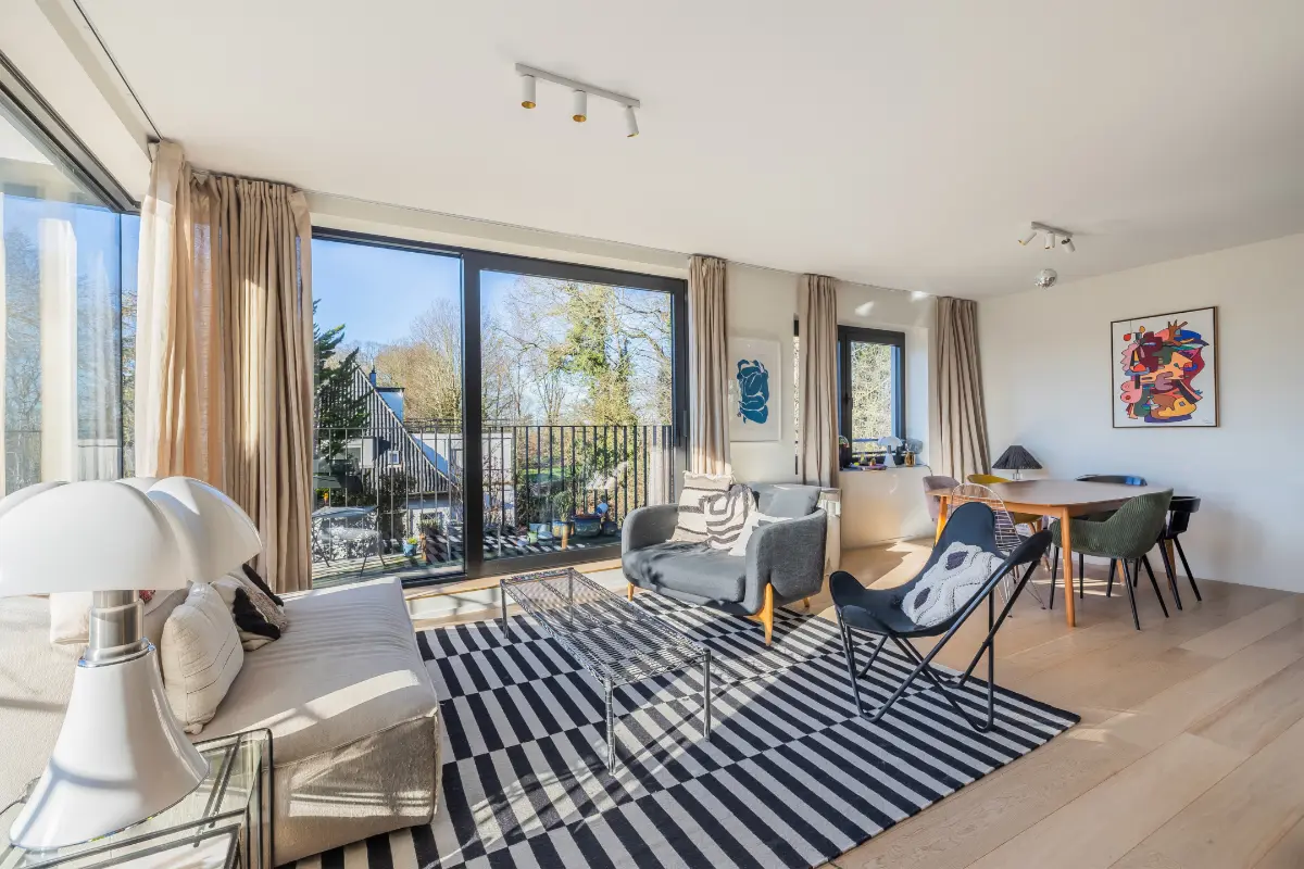 Appartement à louer à Uccle 1180 2300.00€ 3 chambres 144.00m² - annonce 706601