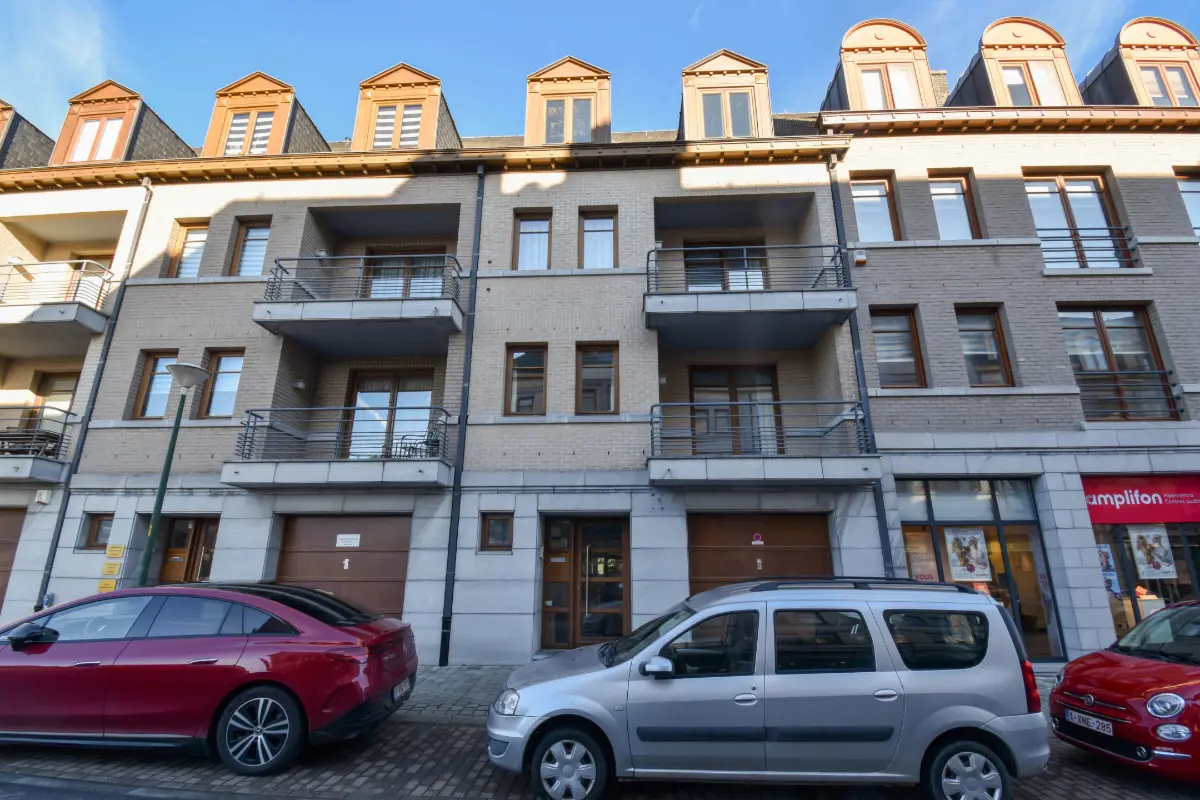 Huis te  in Wemmel 1780 2500.00€ 3 slaapkamers 268.00m² - Zoekertje 706105