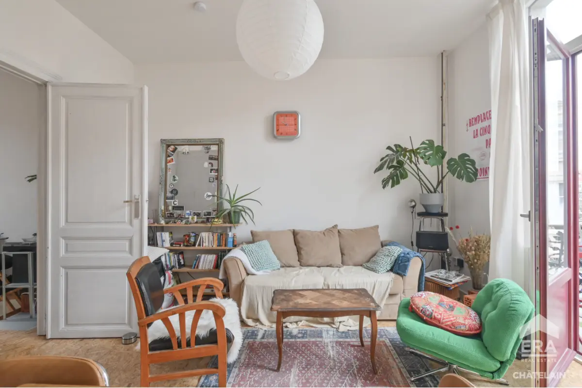 Appartement te  koop in Sint-Gillis 1060 230000.00€ 1 slaapkamers 44.00m² - Zoekertje 706646