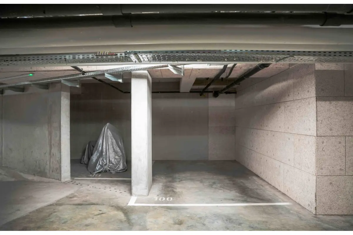 Parking & garage te  huur in Sint-Lambrechts-Woluwe 1200 150.00€  slaapkamers m² - Zoekertje 706528