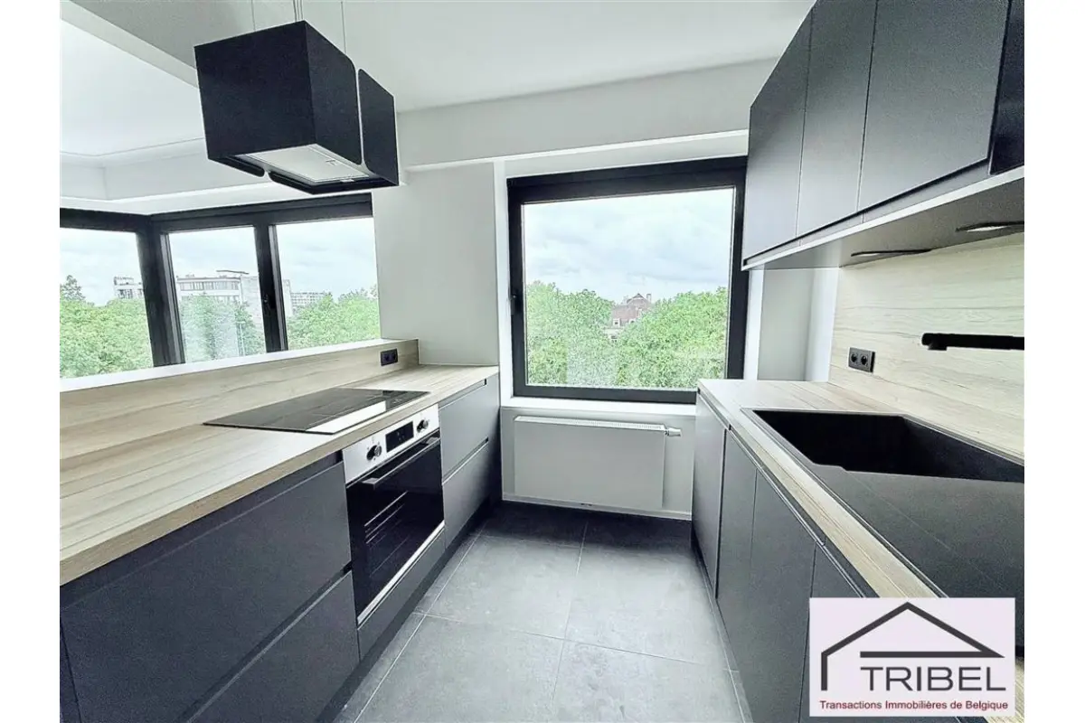 Appartement te  in Sint-Lambrechts-Woluwe 1200 1750.00€ 2 slaapkamers 79.00m² - Zoekertje 705835