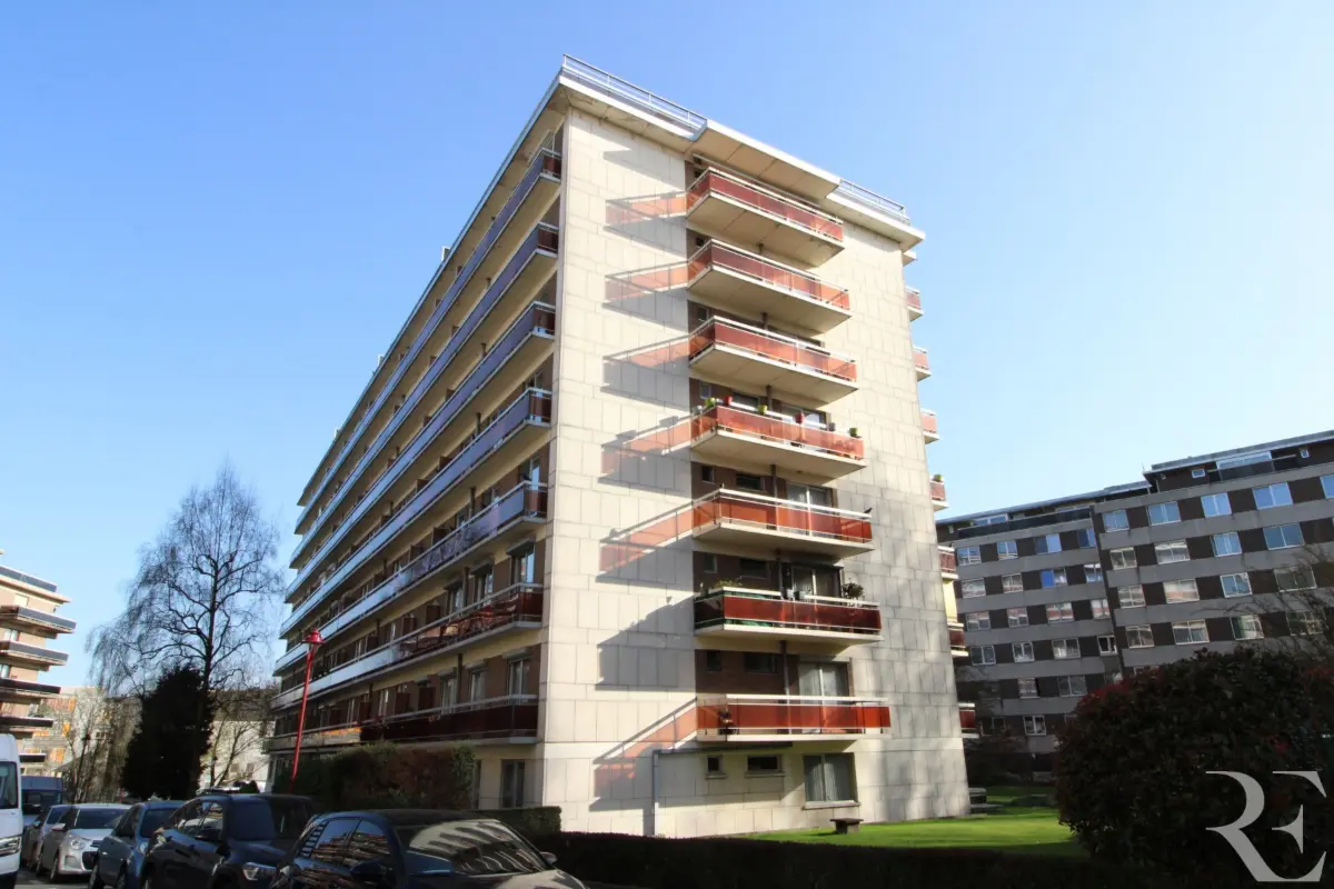 Appartement à vendre à Berchem-Sainte-Agathe 1082 325000.00€ 3 chambres 118.00m² - annonce 707021