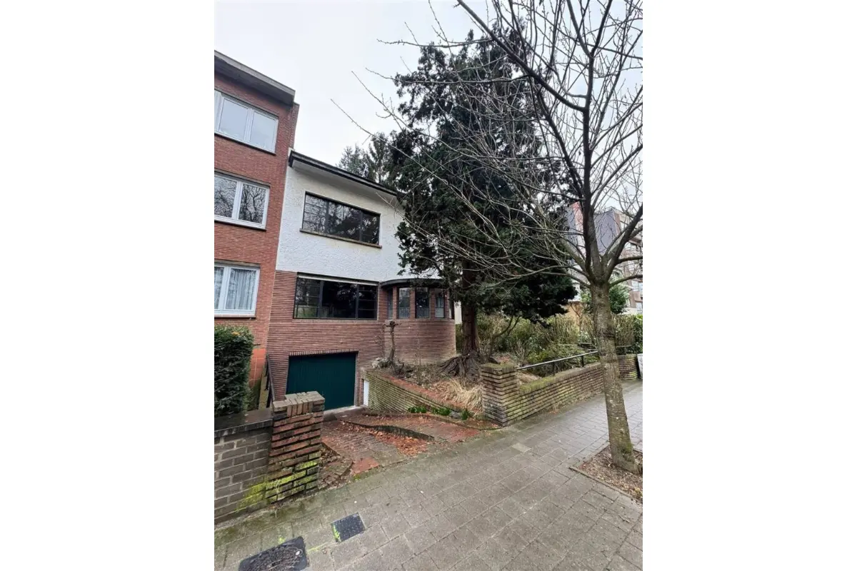 Maison de maître à louer à Ixelles 1050 2500.00€ 3 chambres 280.00m² - annonce 706972