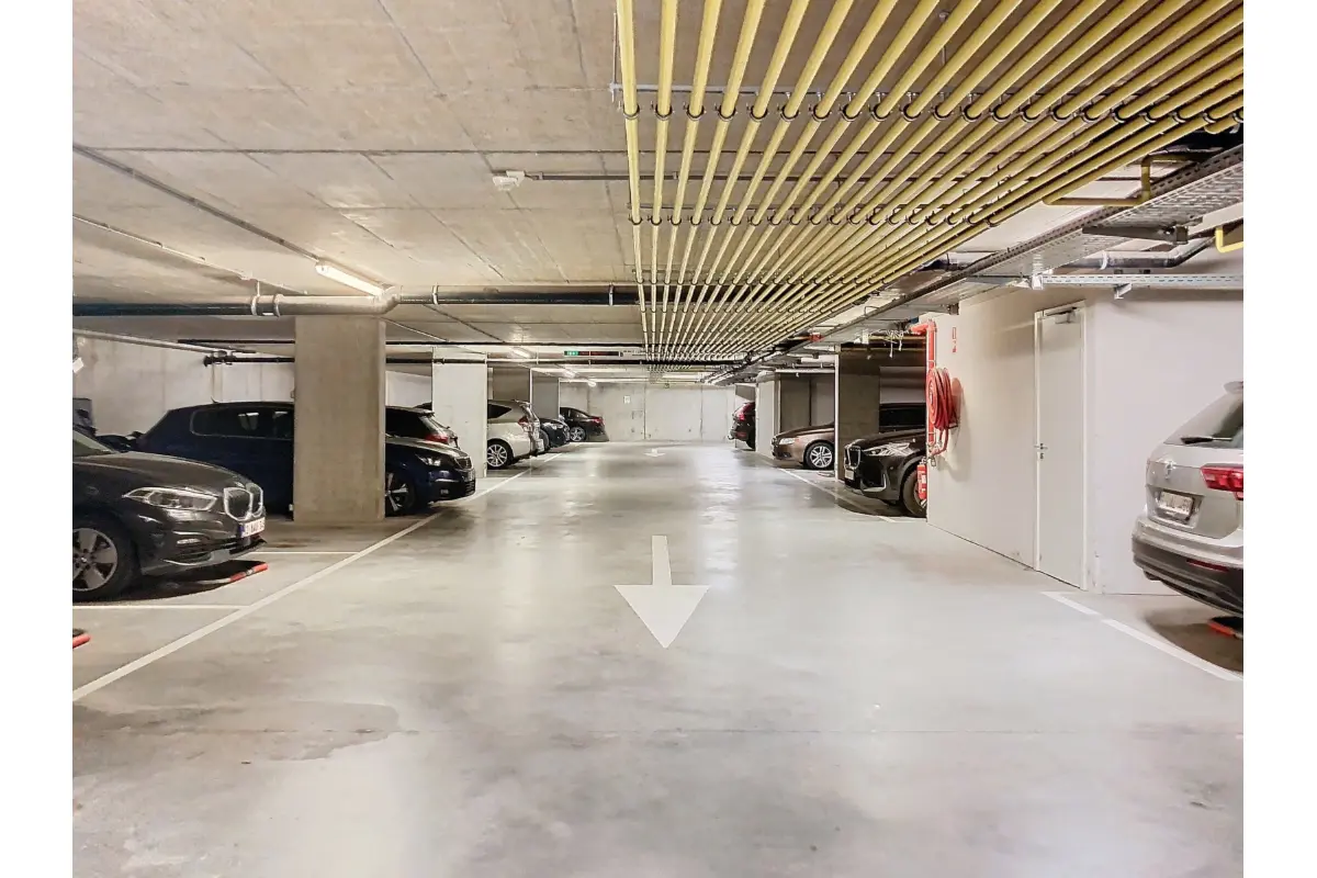 Parking & garage te  huur in Gent 9000 85.00€  slaapkamers m² - Zoekertje 707114