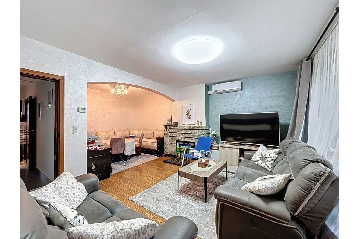 Appartement te  koop in Anderlecht 1070 225000.00€ 2 slaapkamers 70.00m² - Zoekertje 707310