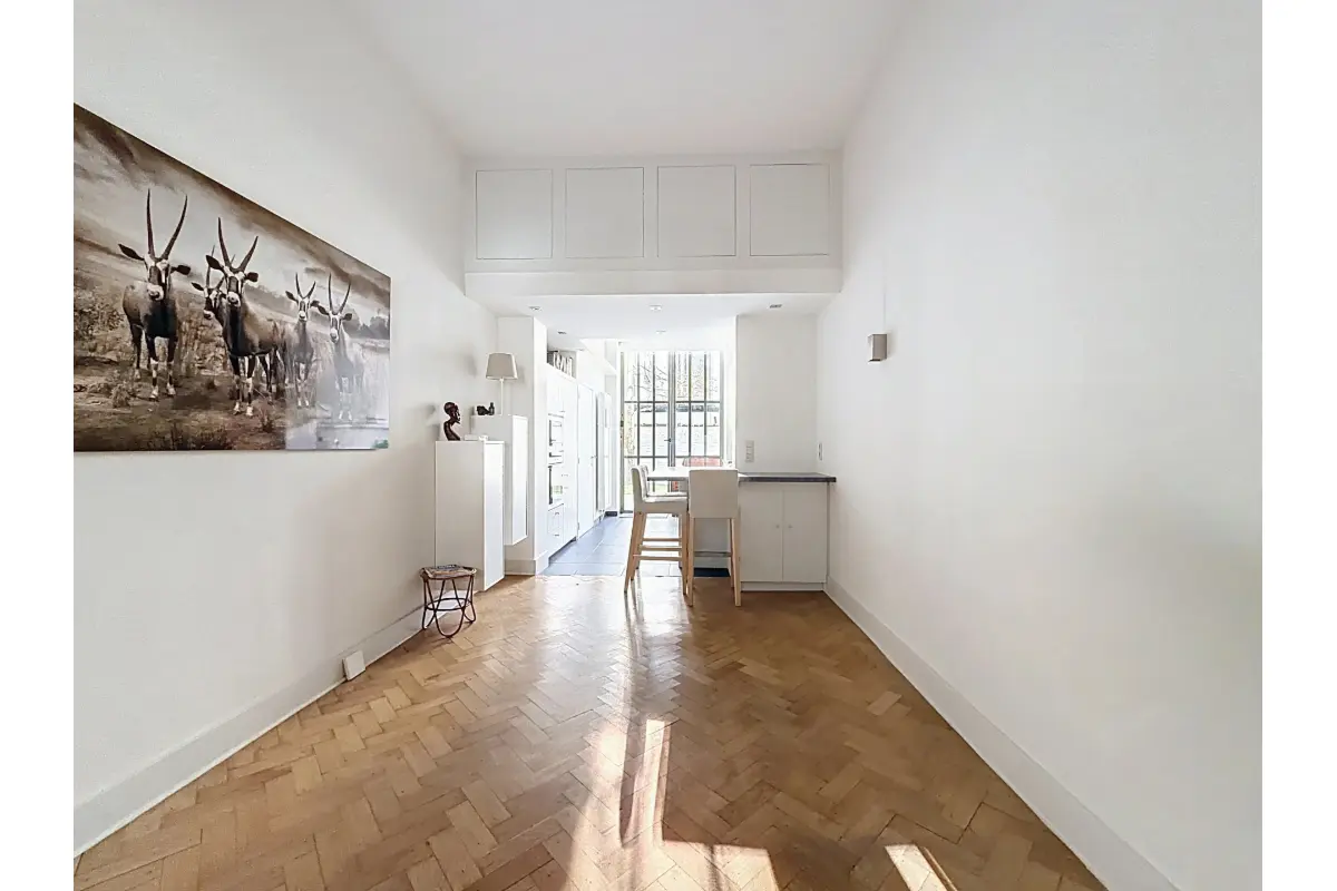 Benedenverdieping te  in Elsene 1050 1350.00€ 1 slaapkamers 54.00m² - Zoekertje 707036