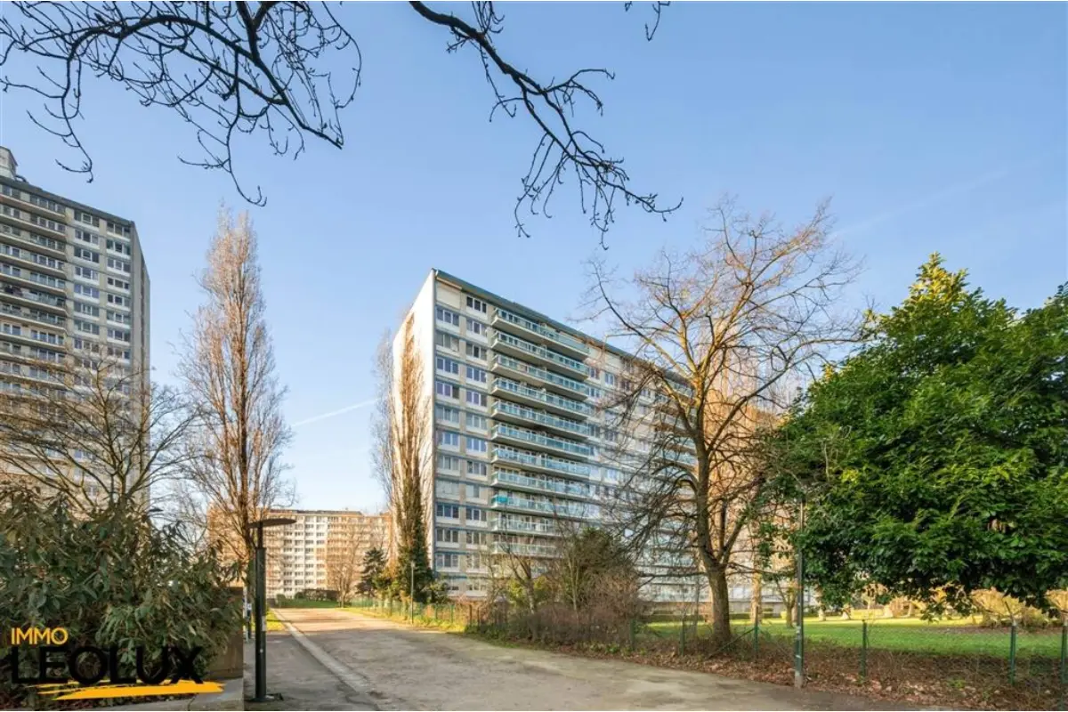 Appartement te  koop in Anderlecht 1070 265000.00€ 2 slaapkamers m² - Zoekertje 707367