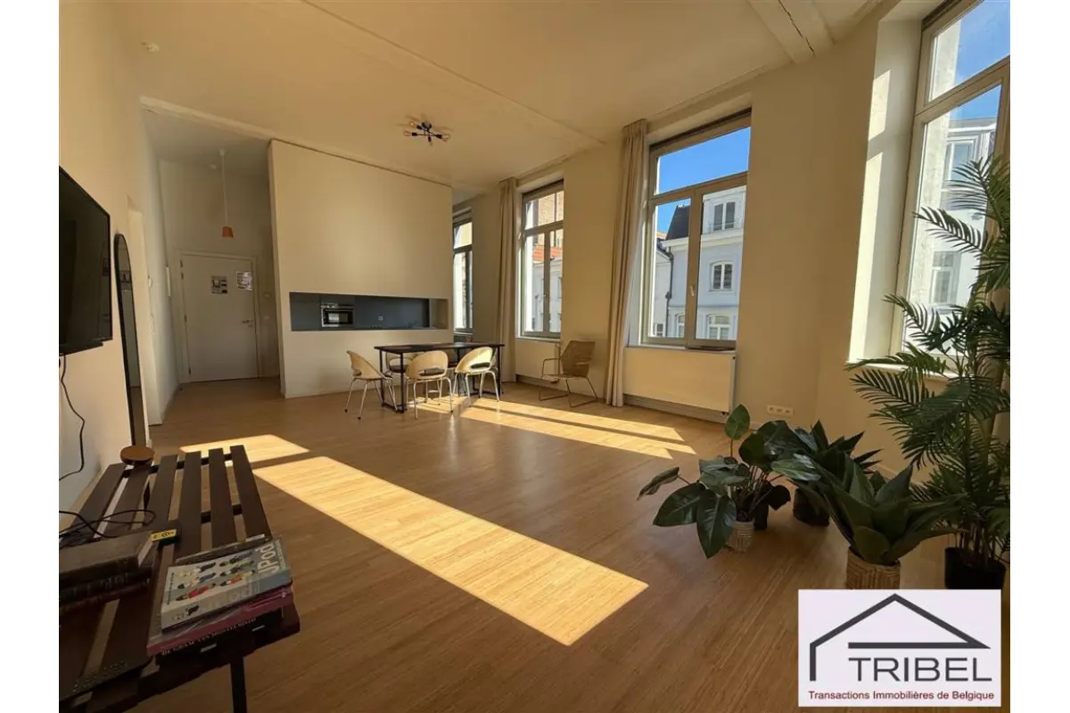 Appartement te  in Brussel 1000 1300.00€ 2 slaapkamers 95.00m² - Zoekertje 707019