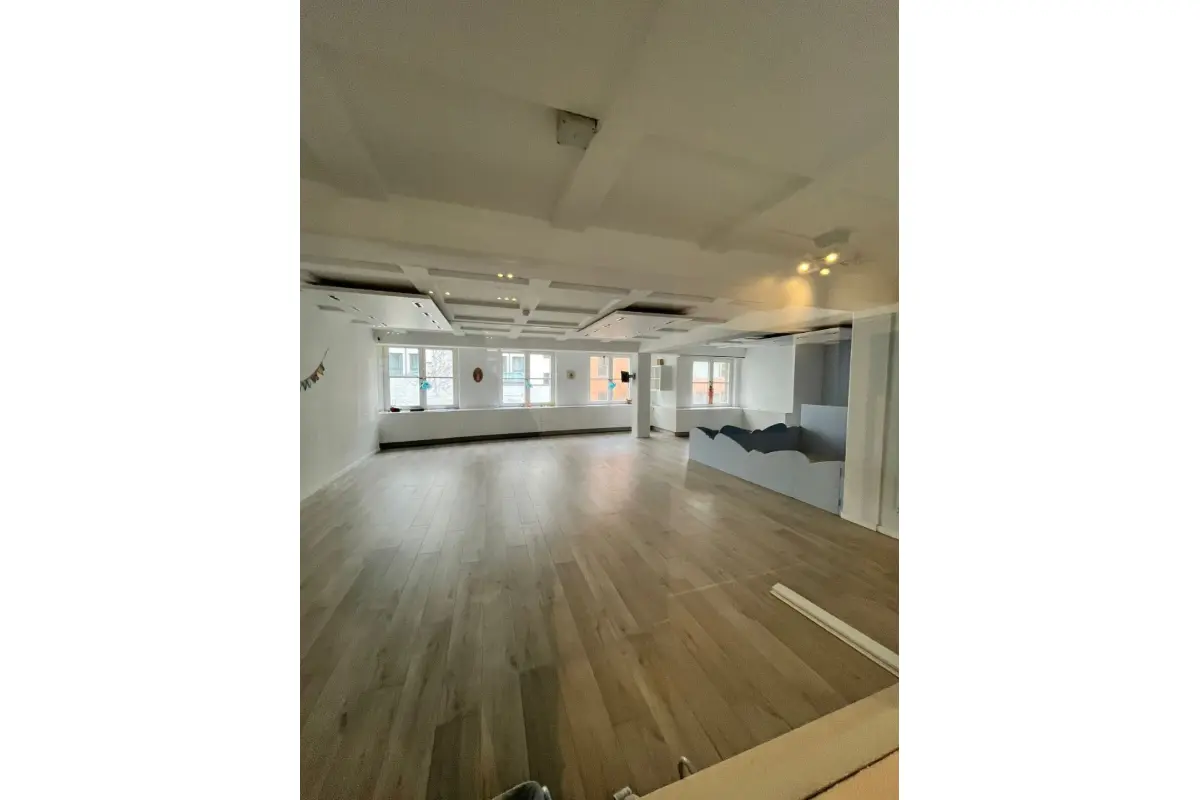 Handelszaak te  huur in Brussel 1000 0.00€  slaapkamers 409.00m² - Zoekertje 707833