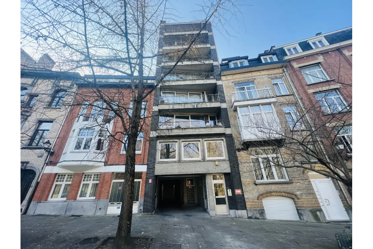 Commerce à louer à Schaerbeek 1030 3500.00€  chambres 882.00m² - annonce 707807