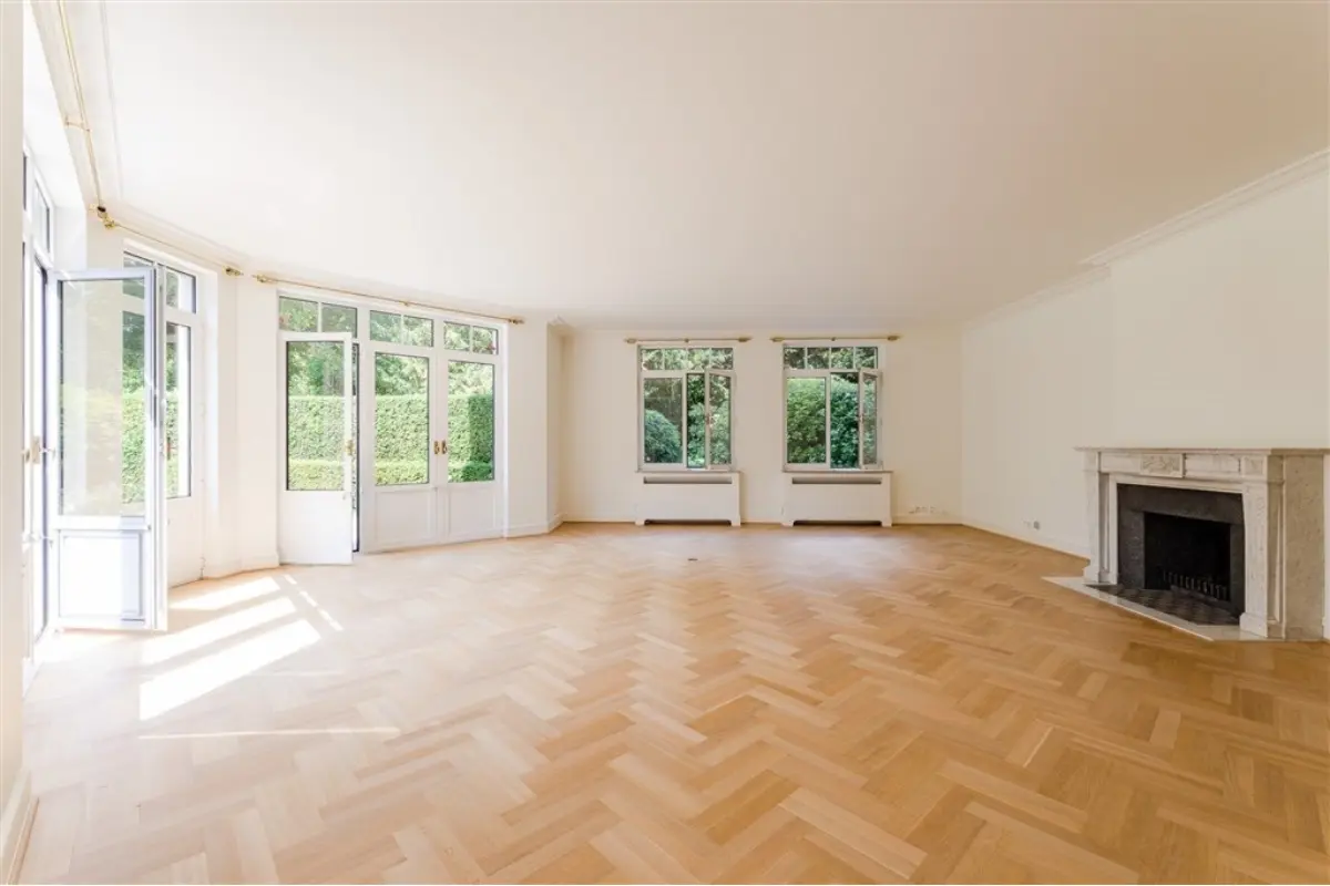 Appartement te  huur in Sint-Pieters-Woluwe 1150 3750.00€ 4 slaapkamers 317.00m² - Zoekertje 707919