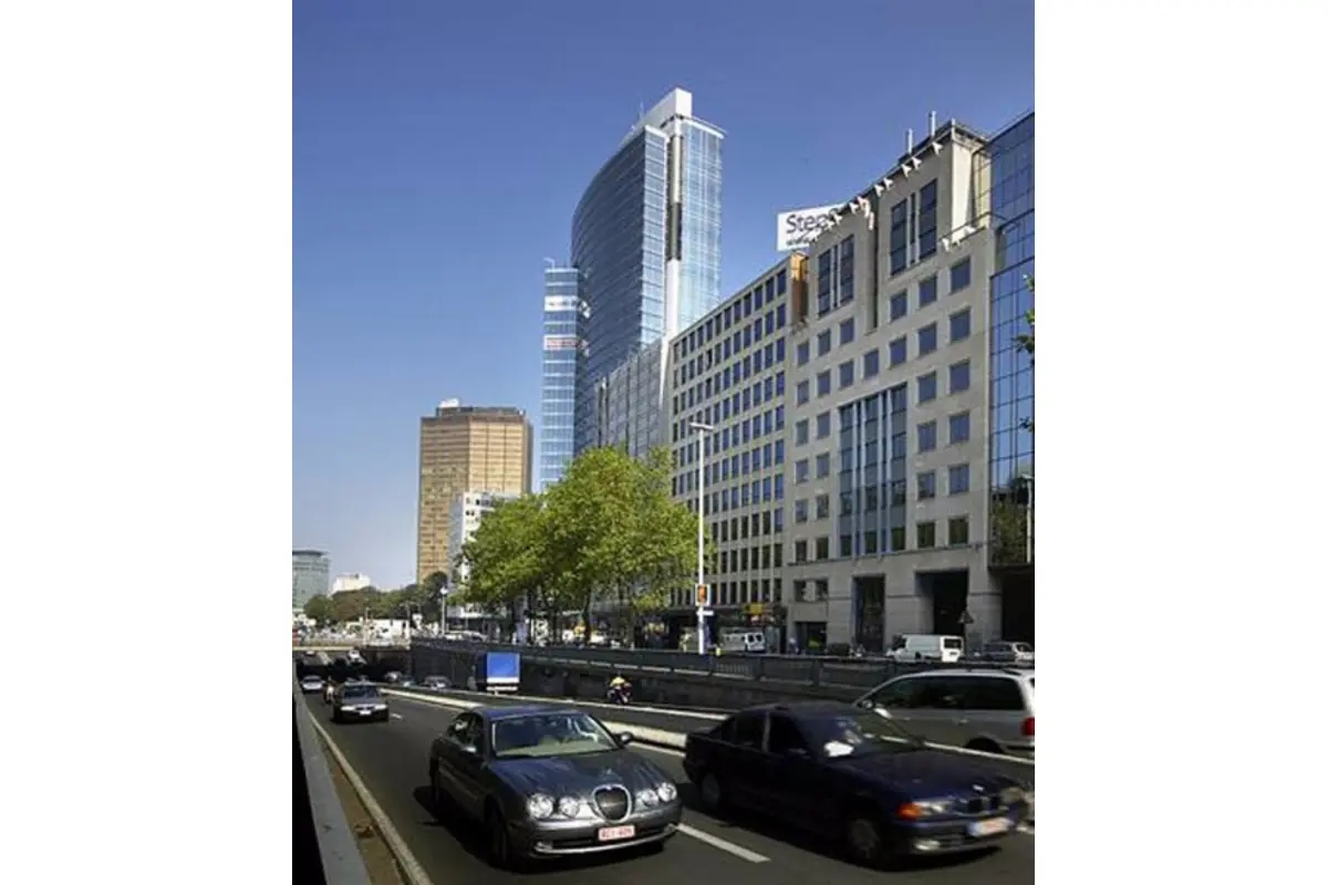 Handelszaak te  huur in Brussel 1000 5365.00€  slaapkamers 444.00m² - Zoekertje 708538