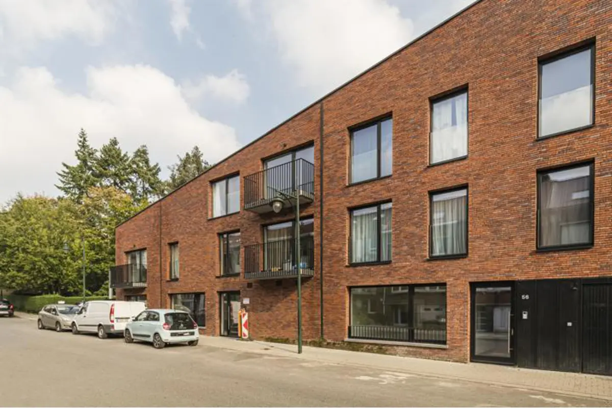 Appartement te  huur in Vorst 1190 900.00€ 1 slaapkamers 65.00m² - Zoekertje 708858