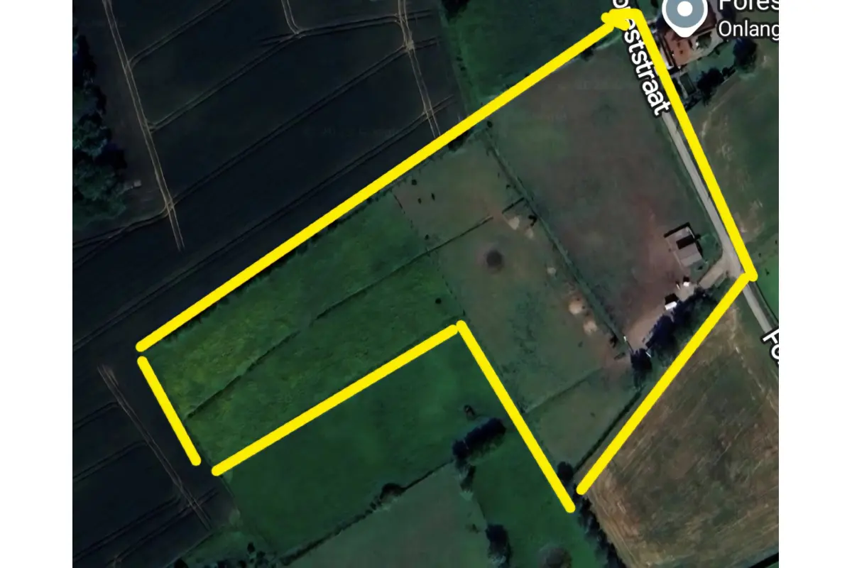 Grond te  koop in Zonnebeke 8980 165000.00€  slaapkamers m² - Zoekertje 708483