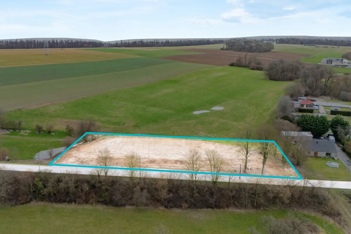 Grond te  koop in Emptinne 5363 99000.00€  slaapkamers m² - Zoekertje 708581