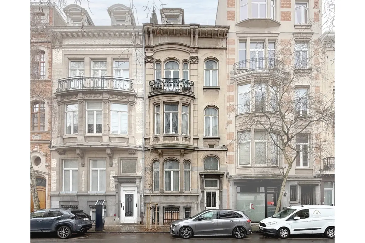 Mixgebouw te  in Vorst 1190 1495000.00€ 6 slaapkamers 580.00m² - Zoekertje 708452