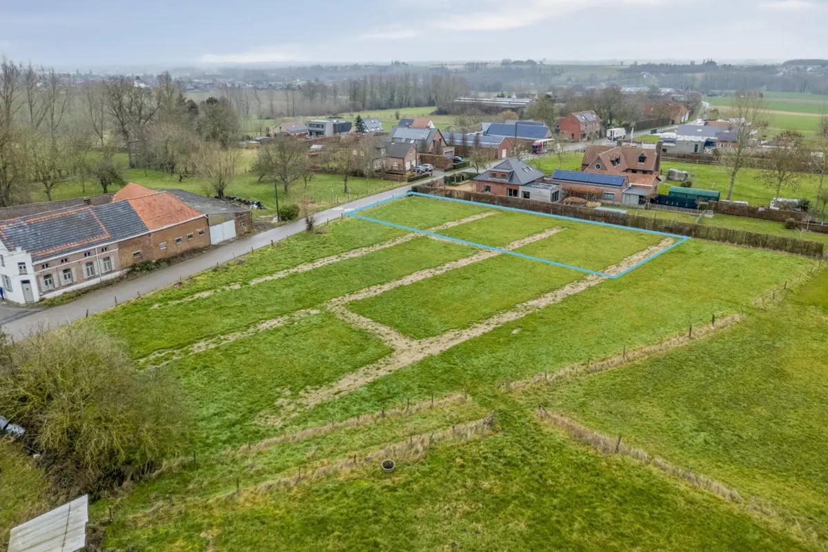 Grond te  koop in Horebeke 9667 165000.00€  slaapkamers m² - Zoekertje 708114