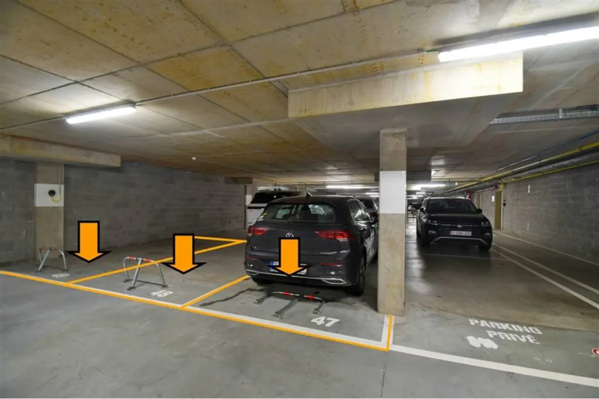 Parking & garage te  huur in Luik 4000 120.00€  slaapkamers m² - Zoekertje 708613