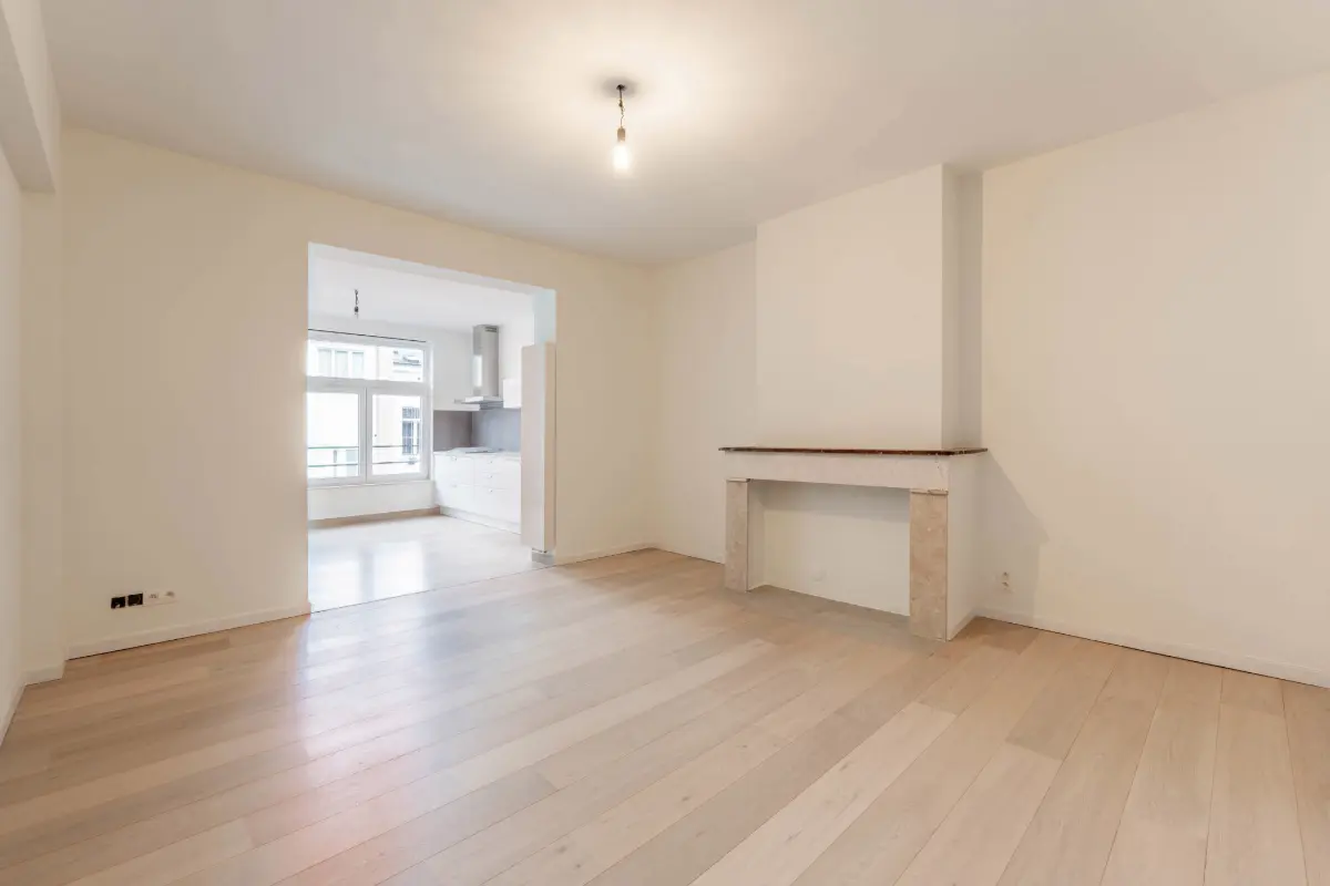 Appartement te  koop in Brussel 1000 425000.00€ 2 slaapkamers 85.00m² - Zoekertje 708782