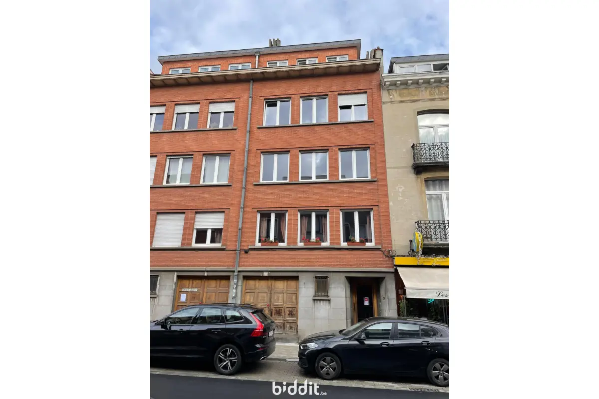 Immeuble de rapport - Immeuble à appartement à vendre à Ixelles 1050 700000.00€ 6 chambres m² - annonce 708508