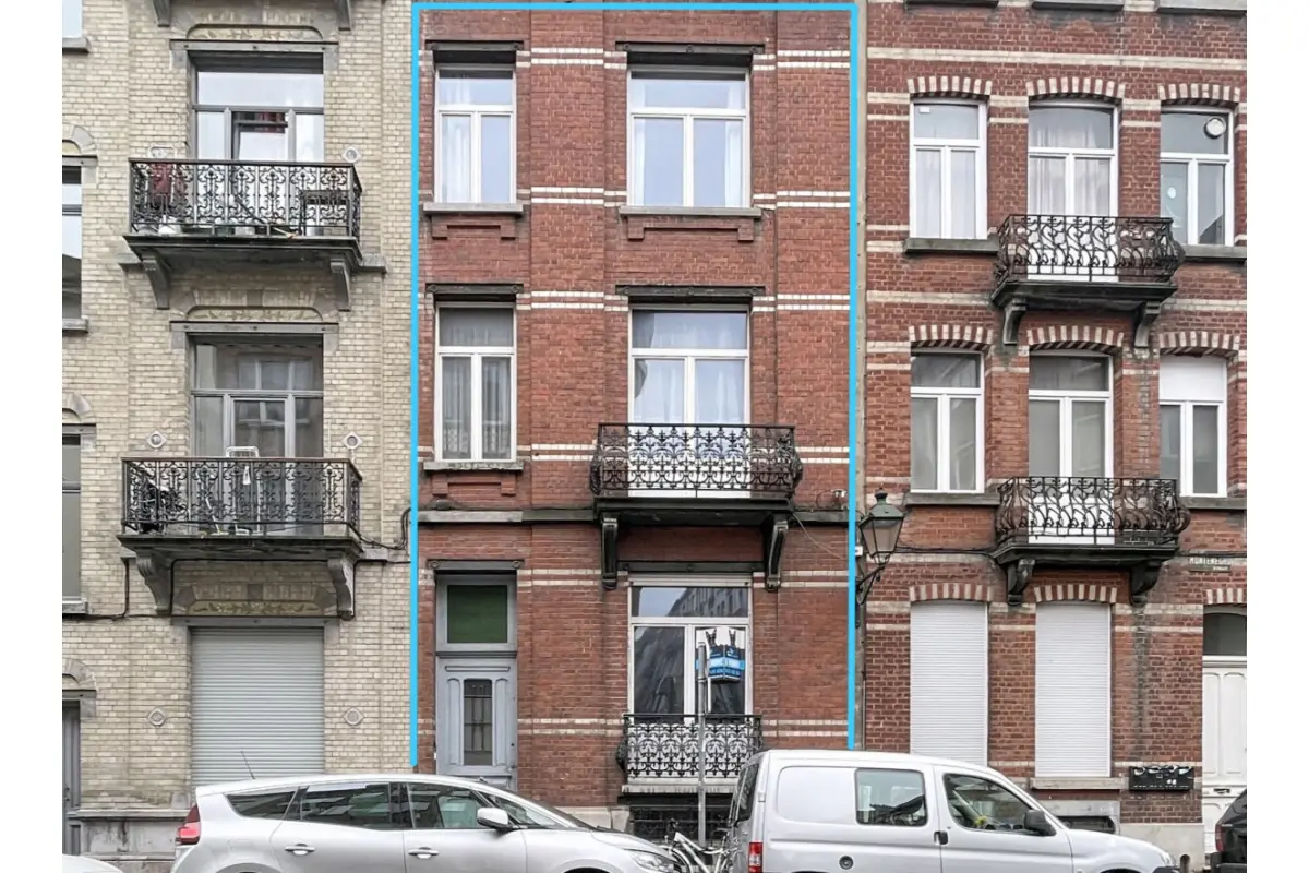 Huis te  koop in Sint-Gillis 1060 390000.00€ 4 slaapkamers 155.00m² - Zoekertje 709783