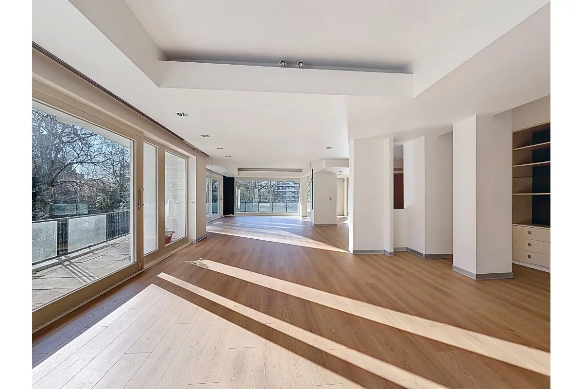 Appartement à louer à Uccle 1180 2150.00€ 2 chambres 197.00m² - annonce 710405