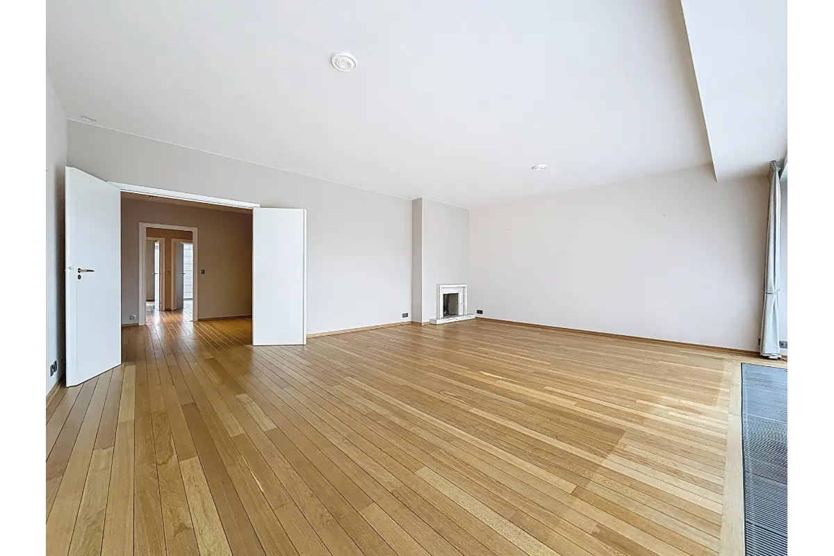 Appartement te  huur in Sint-Pieters-Woluwe 1150 2350.00€ 2 slaapkamers 133.00m² - Zoekertje 710240