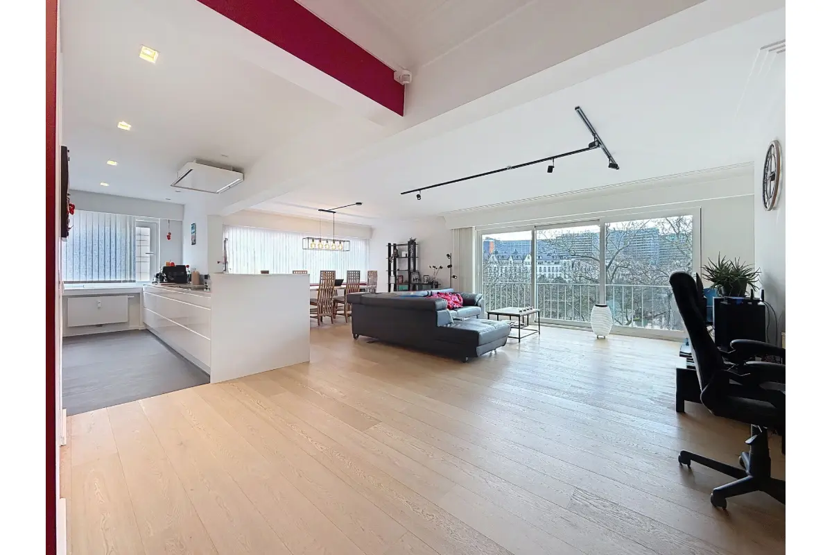 Appartement te  huur in Brussel 1000 2750.00€ 2 slaapkamers 155.00m² - Zoekertje 710215