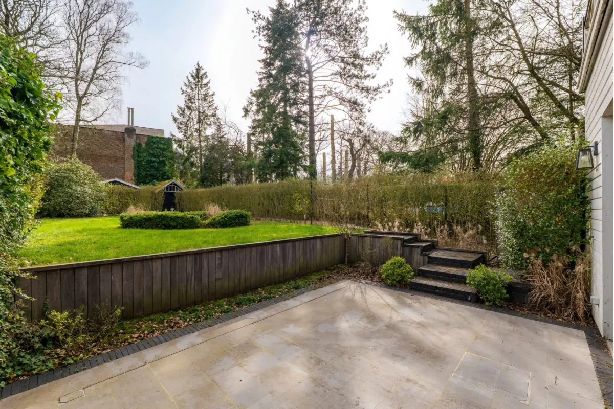 Huis te  huur in Ukkel 1180 2700.00€ 2 slaapkamers 145.00m² - Zoekertje 709144