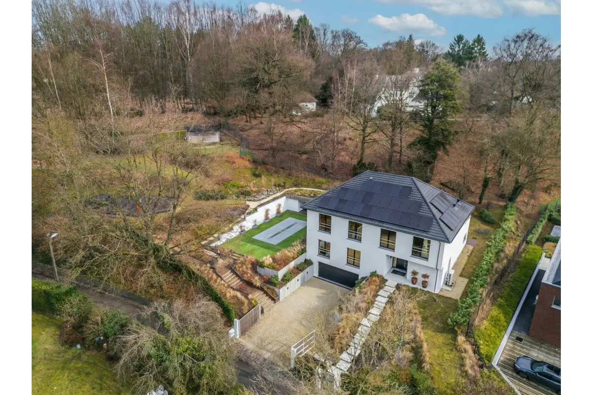 Villa à vendre à Braine-l'Alleud 1420 1695000.00€ 4 chambres 360.00m² - annonce 709466