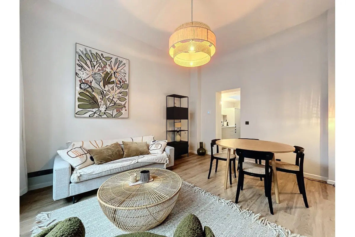 Appartement te  huur in Elsene 1050 1400.00€ 1 slaapkamers 62.00m² - Zoekertje 710213