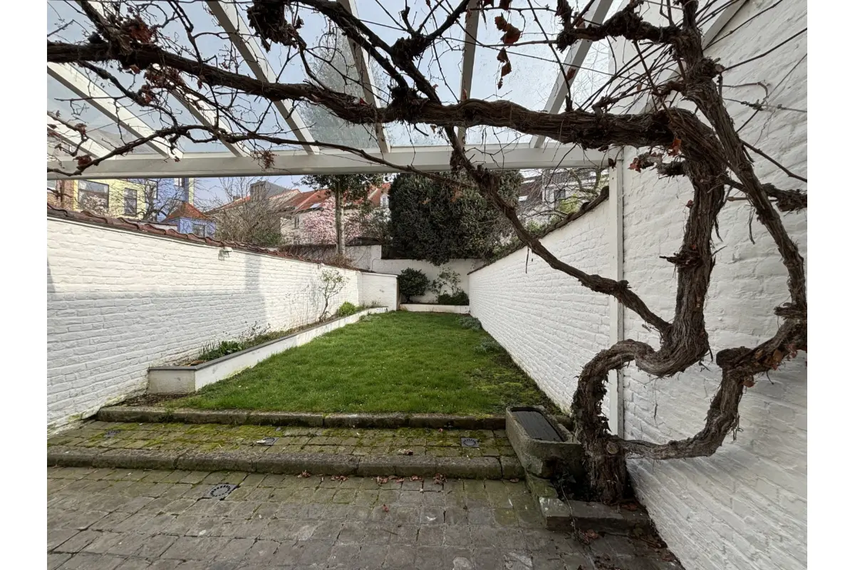 Maison à louer à Etterbeek 1040 3500.00€ 4 chambres 180.00m² - annonce 709588