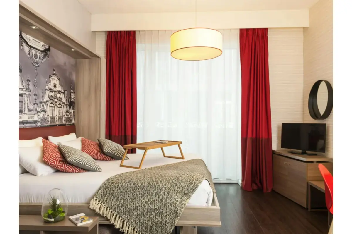 Huis te  huur in Brussel 1000 3750.00€  slaapkamers m² - Zoekertje 709119