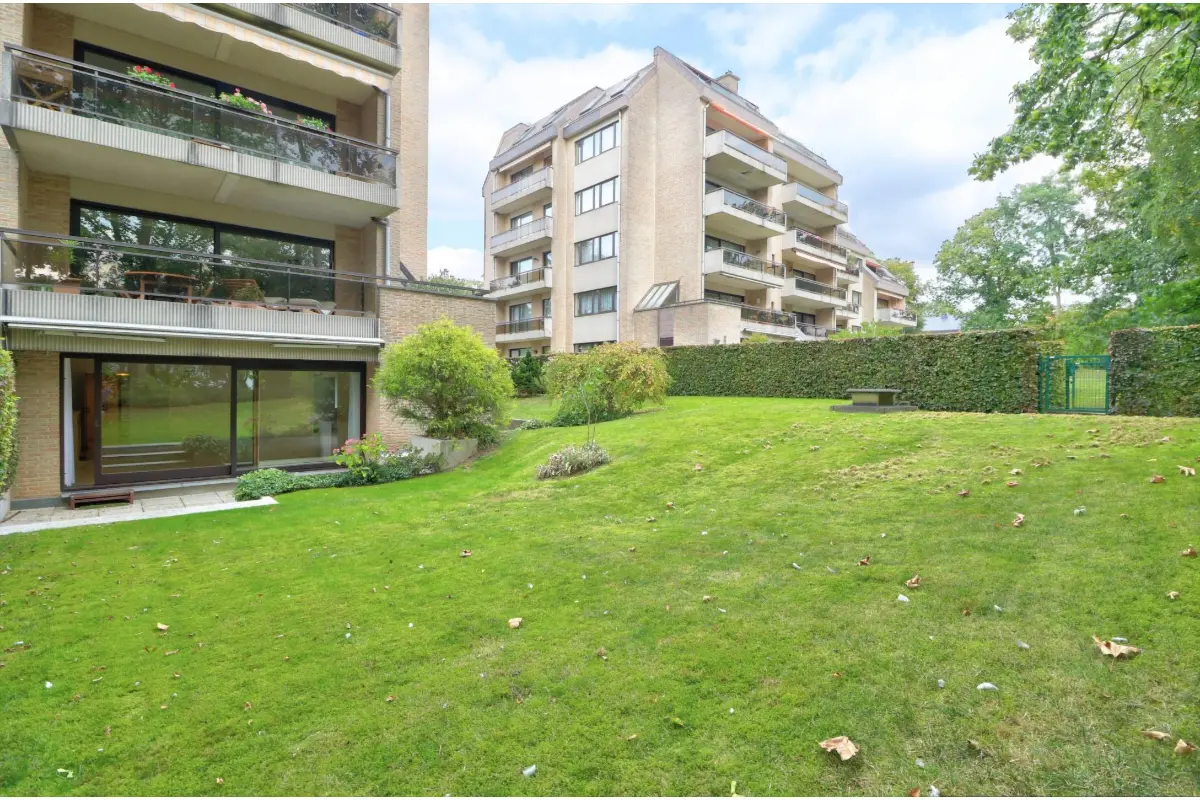 Appartement à louer à Auderghem 1160 1900.00€ 3 chambres 165.00m² - annonce 711312