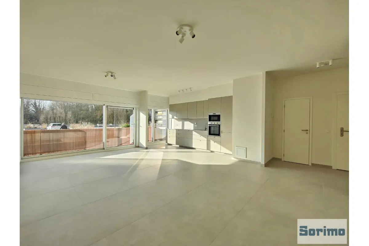 Rez-de-chaussée à louer à Woluwe-Saint-Lambert 1200 1450.00€ 2 chambres 90.00m² - annonce 710976