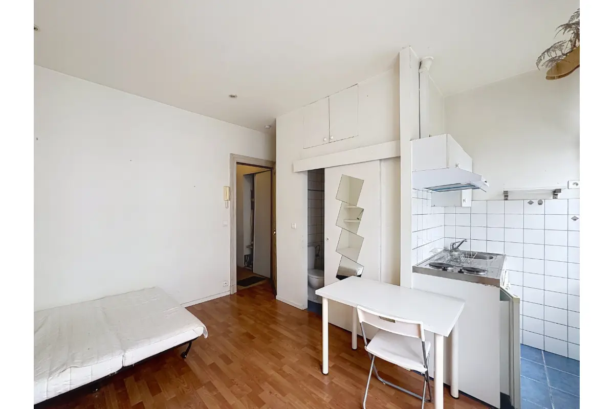 Studio te  huur in Elsene 1050 650.00€ 1 slaapkamers 21.00m² - Zoekertje 711131