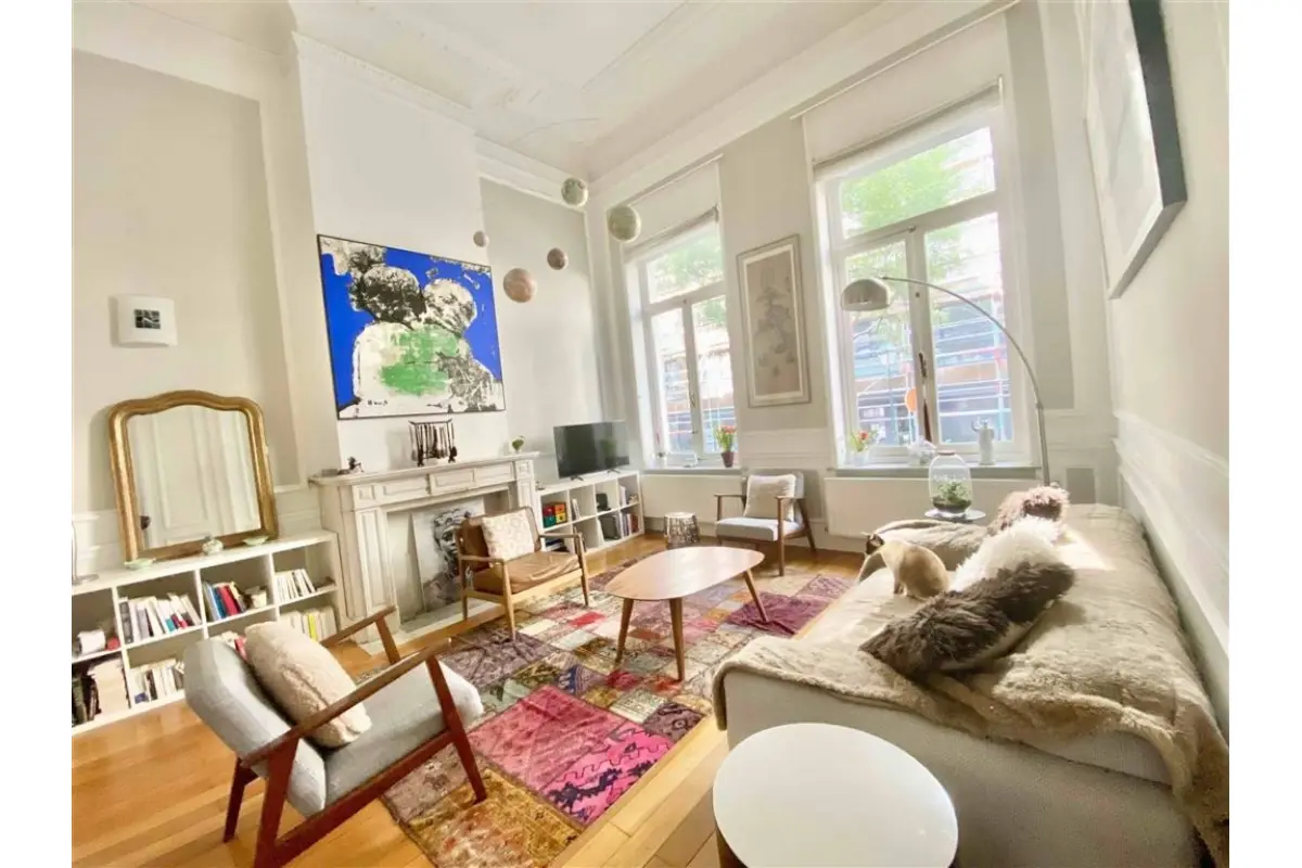 Appartement à  à Saint-Gilles 1060 2500.00€ 3 chambres 200.00m² - annonce 710975