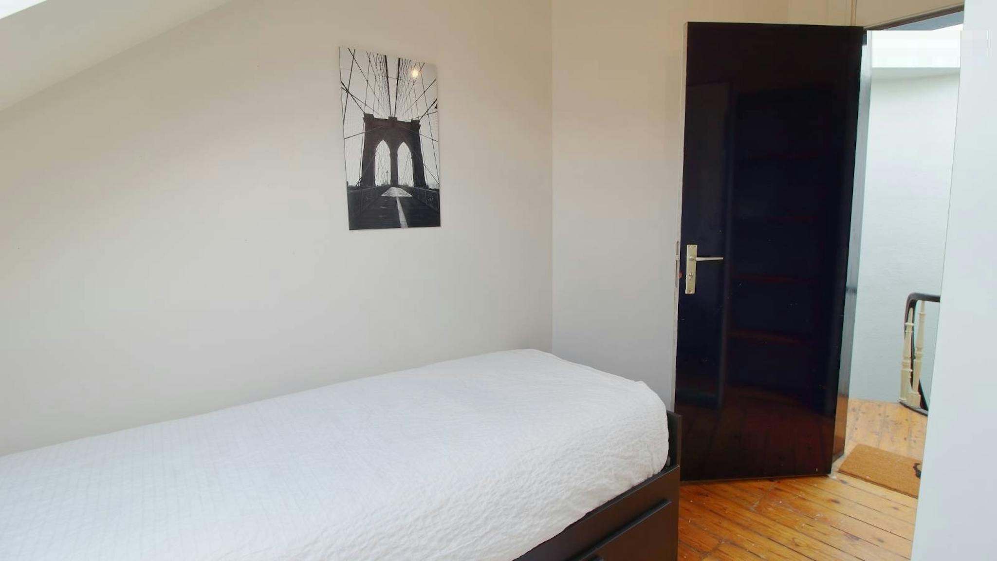 Appartement à louer à Saint-Gilles 1060 440.00€ 1 chambres 54.00m² - annonce 711453