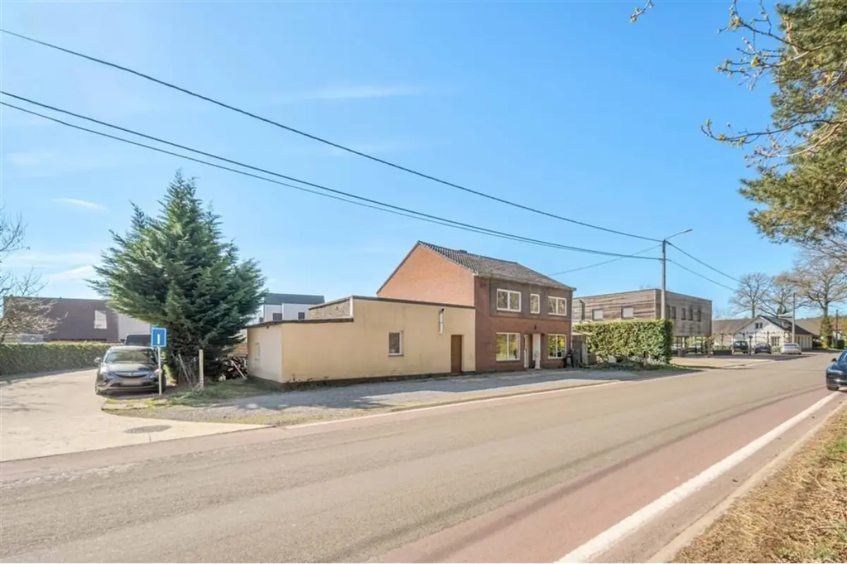 Maison à vendre à Overpelt 3900 0.00€ 5 chambres 233.00m² - annonce 711585