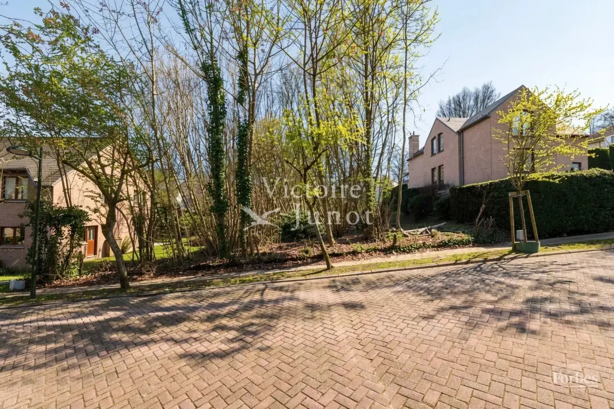 Terrain à bâtir à vendre à Woluwe-Saint-Pierre 1150 875000.00€  chambres m² - annonce 711477